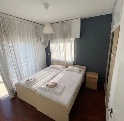 Apartamento Paradise Homes 11 *